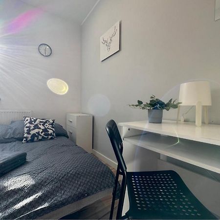 August Room Гданьск Экстерьер фото