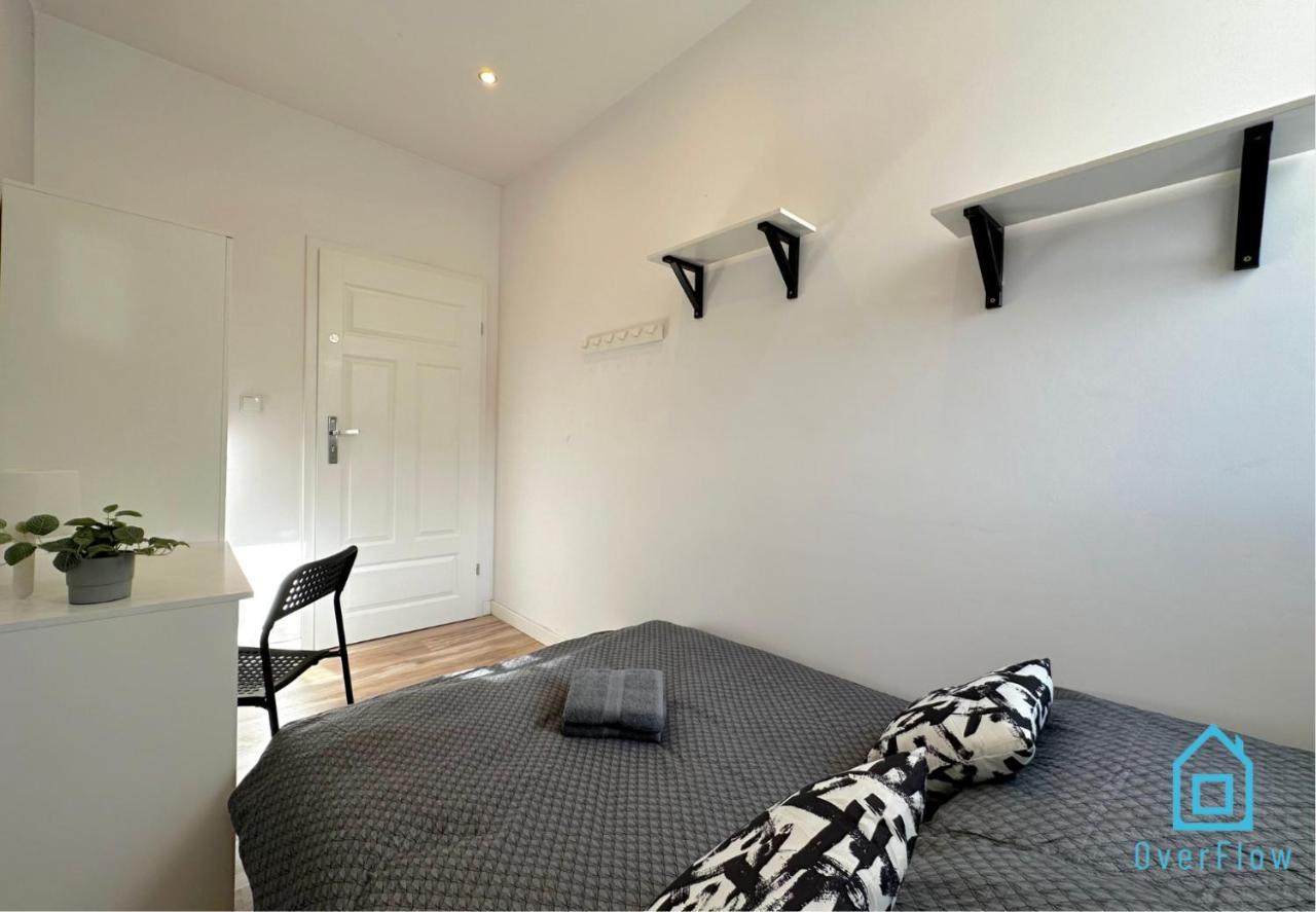 August Room Гданьск Экстерьер фото