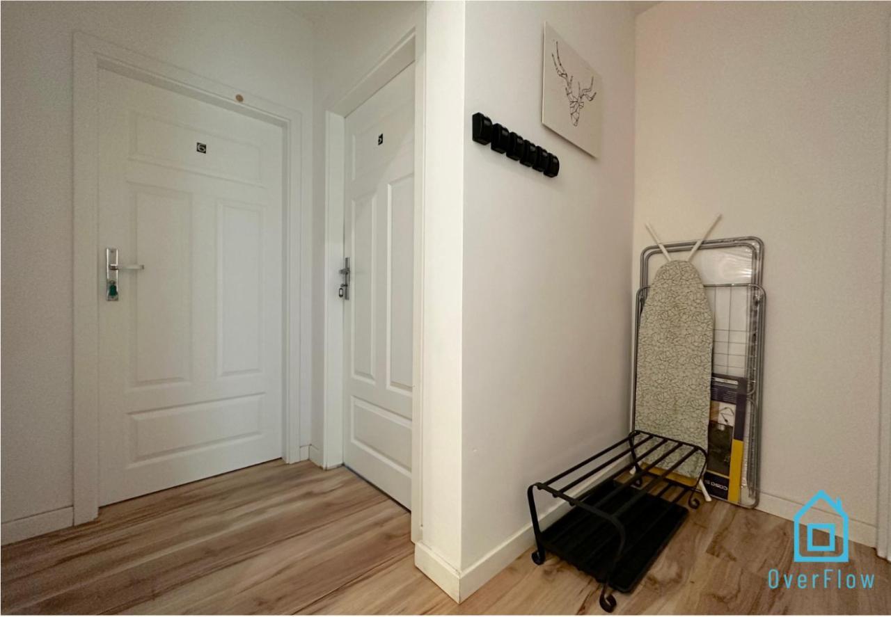 August Room Гданьск Экстерьер фото